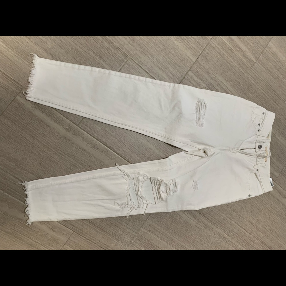 Levi’s Mom Jeans
